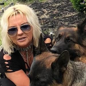 Meet your Posher, Beata